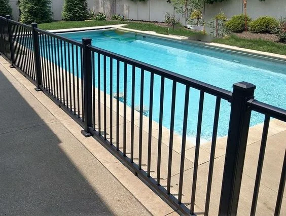 reja-piscina acero